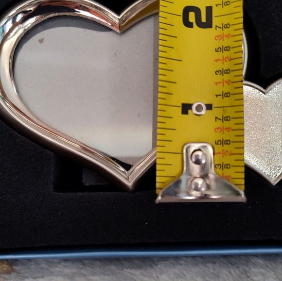 NEW! Things Remembered Heart Shaped Picture Frame - Picture 6 of 7